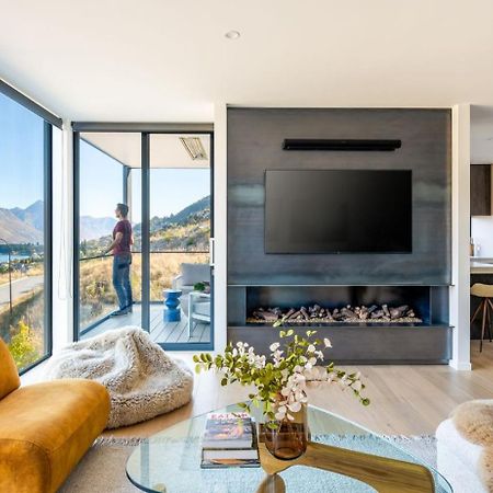 The Tiers- Hot Tub- Ac- Bbq- Free Parking Villa Queenstown Exterior photo